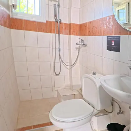 Elysian 1st Floor N3 Apartament Flogita